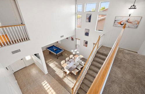 The Gem Getaway Pool Gameroom Gym by Relaxtay - Foto 6