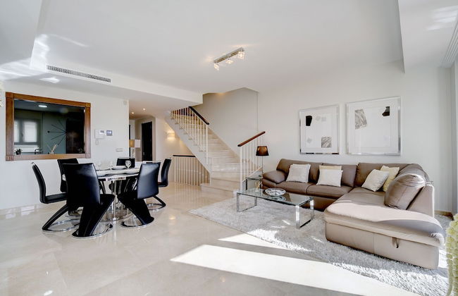 A Beautiful Modern Two Bedroom Villa - Foto 11