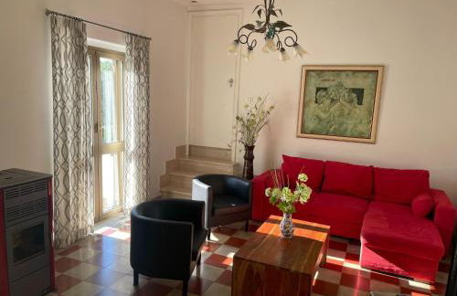 Hillside Escape with Pool - Foto 7