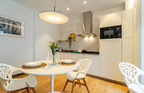 Edificio Fénix by Plaza Mayor Apartamentos - Photo 71