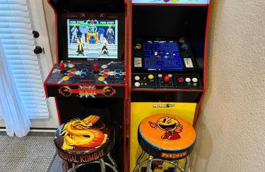 Fun & Comfort for 8 in Roger! King & Arcade Games - Foto 6