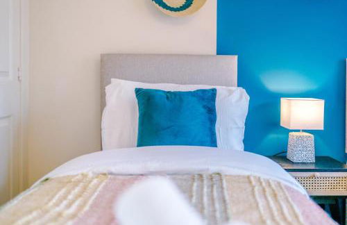 3 Bedroom! 3 Toilets! Contractors and Groups! Free Parking! Driveway! NEW BUILD HOUSE! - Foto 61