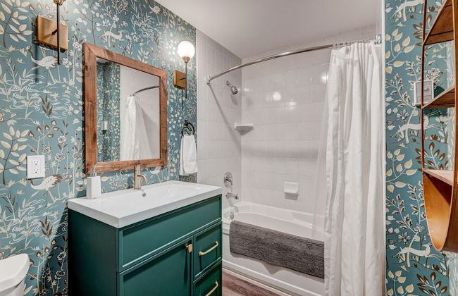 Banff Mtn Home - Real Rockies Experience - Photo 32