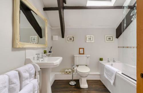 2 Bed in Westgate 93111 - Photo 17