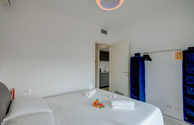 Adelasia 01 - Shared Pool and Parking - Foto 2