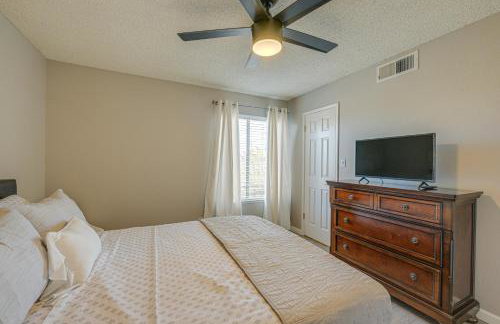 Cozy Fresno Condo w/ Balcony & Pool Access - Photo 16