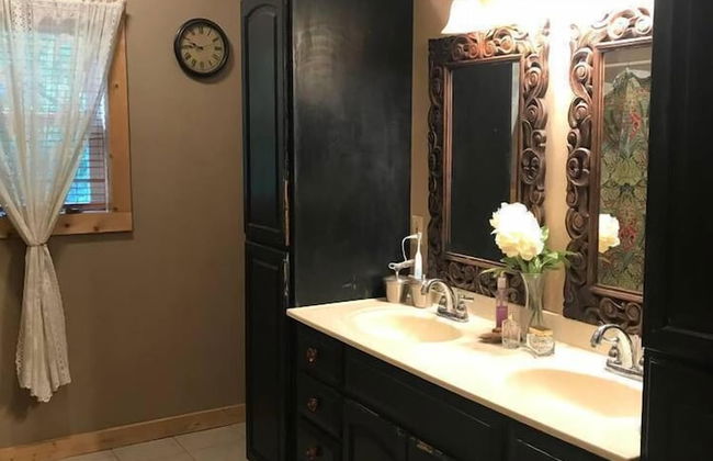 Comfortable Mountain Home near Everything yet Private - Foto 15