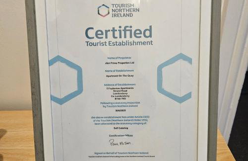 Spacious Riverfront Apartment - Foto 3