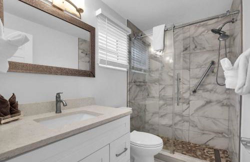 Beach Front Condo Paradise. Ground Floor.Studio. - Foto 9