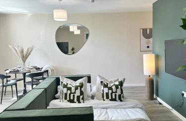 Centrally Located Flat By Ankers Short Term Rental Manchester Perfect for Monthly Stay - Photo 19