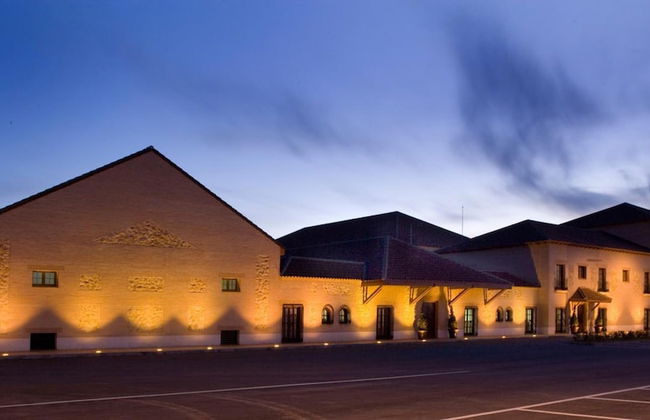 Hotel de Bodegas Hacienda Albae - Photo 36