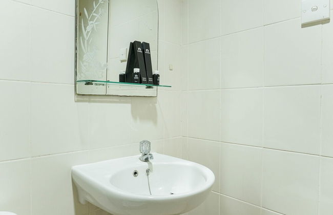 Elegant 2BR Apartment with Working Room The Lavande Residences - Foto 19