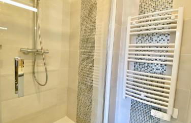 Elia-parking-jardin-piscine-climatisation - Foto 13