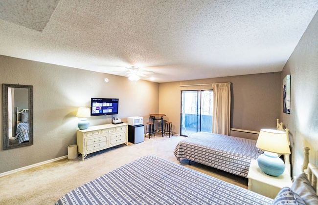 Serenity Now Quiet 4 BDR Next to Margaritaville! - Photo 8