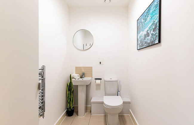 Semi-detached House With Modern Bespoke Interior - Foto 18