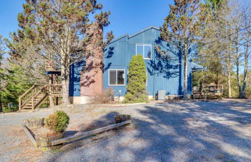 Near Skiing Lakefront Gem with Kayaks in Long Pond - Foto 42