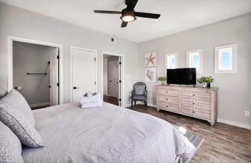 Walkable Topsail Retreat with Hot Tub and Views - Foto 29