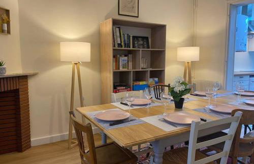 Maison de Charme - 4 Chambres - Courette & Parking Gratuit - Foto 41