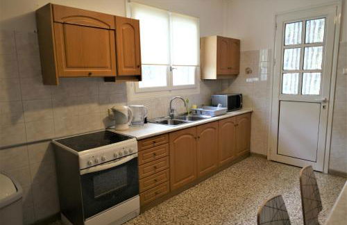 Zefyros Super Cool Apartments next to Alimos Riviera - Foto 62