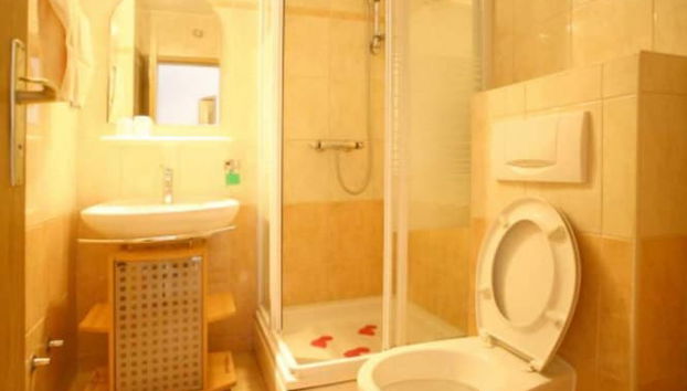 Baška - With Parking and Wifi - A1 - Foto 4, Baño