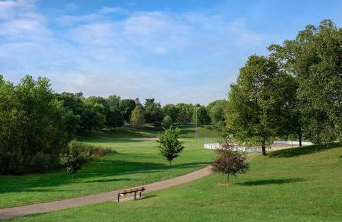 Gorgeous! Modern 3 Bed Home by Lake Mtka & Wayzata - Foto 28