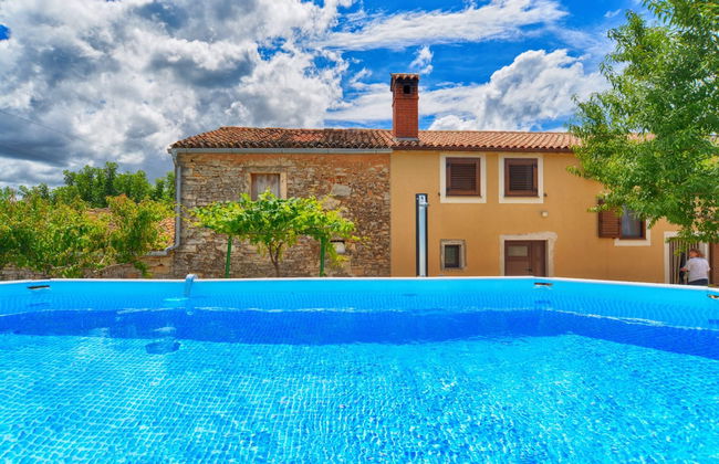 House 1735 - Photo 42