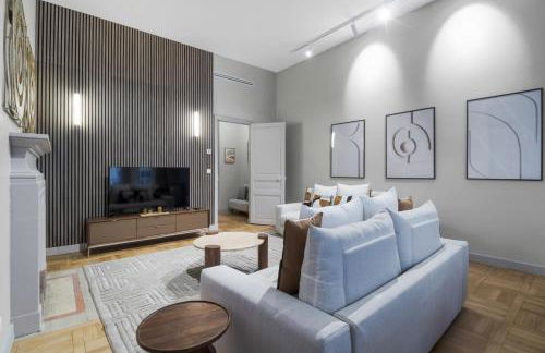 Spacious and elegant 2BR airconditioned Trocadéro - Foto 7