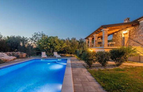 Stunning Home In Svet Vid Dobrinjski - Photo 6