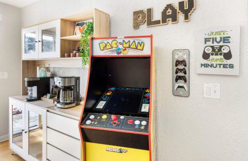 Modern 2BR Retreat w Maple Leaf UW&Park - Foto 19