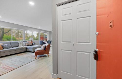 Cute Delightfully Remodeled Spacious Condo condo - Foto 11