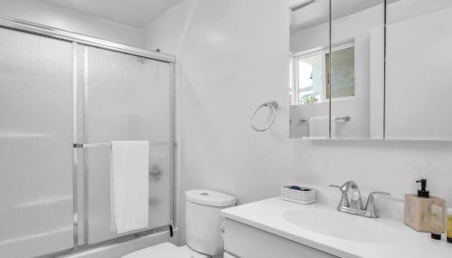 Modern 1BR Loft w Balcony Free Parking Hollywood - Foto 2, towels