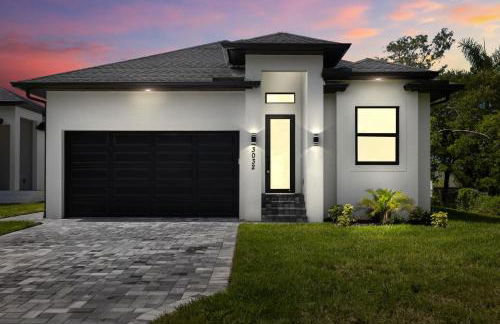 Naples Getaway by Beaches & Pickleball Courts - Photo 3