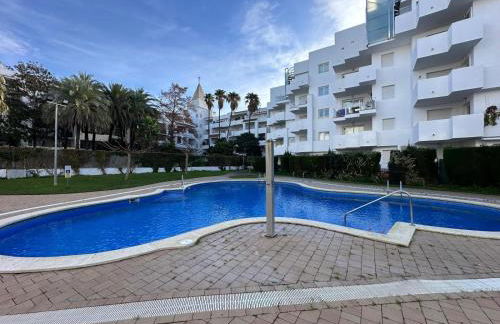 Bonito apartamento con gran terraza y piscina comunitaria AV-08 - Foto 34