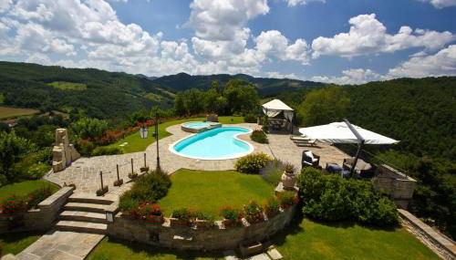Nice Apartment in Apecchio With Shared Swimming Pool - Photo 2, Garden, Garden view