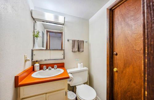 Beachfront Bungalow Walk to Ocean & Restaurants - Foto 67