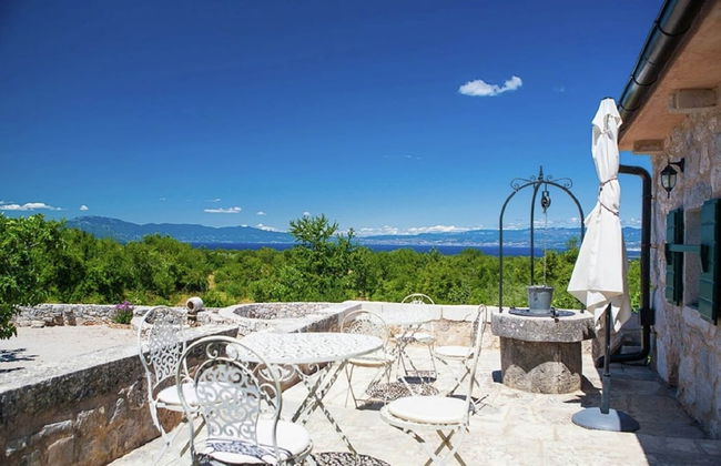 Villa on Krk With Pool and Outdoor Kitchen - Foto 22