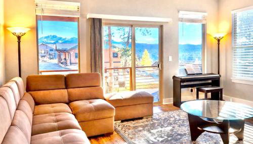 Bright & Spacious Modern Home, Mountain Views, Walk to Downtown - Foto 2