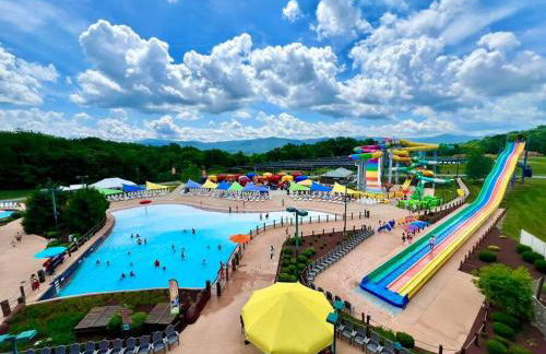 The Mountain Muse - Music, Games, HotTub, Sleeps12, PetsOk - Foto 26