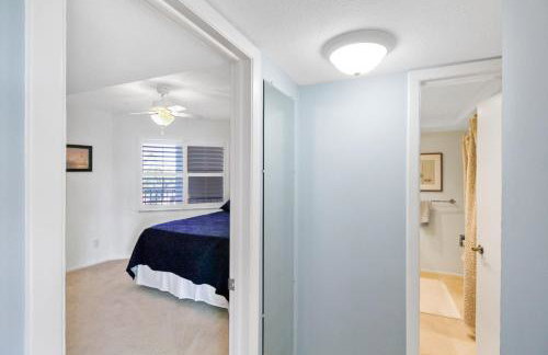 LBK 2BR Condo on the Bay with Water Views Beachbound Bliss - Foto 33