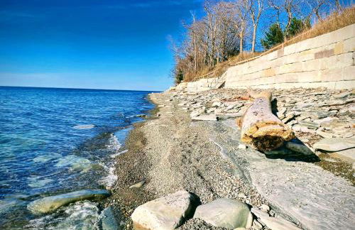 Springtime on the Lake Erie - 180 degree views and game arcade - Foto 3