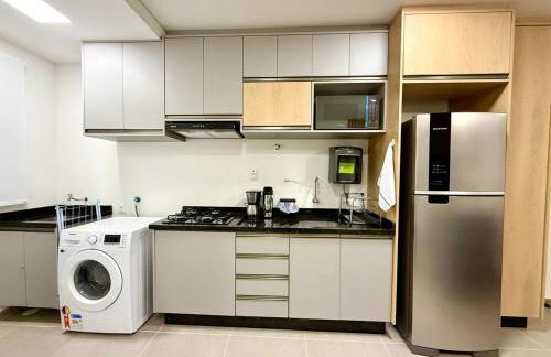 Central novo, andar alto-2quartos com Ar-Cond Q e F - Foto 6