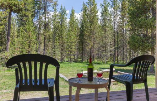 Grey Wolf Retreat by KABINO Sleeps 20 Commercial Kitchen Fire Pit WiFi Bunk Beds - Foto 13