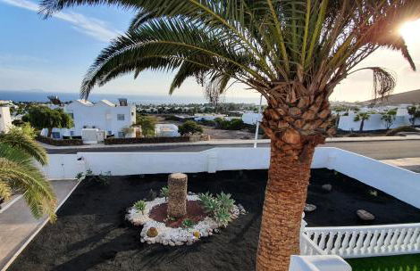 Stunning sea view villa with 6 bedrooms & heated pool - Villa Renaissance - Photo 32