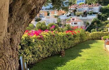 Villa Sitges Julia Vista Espectacular 2 k m s de la Playa Comoda & Area Tranquila Amplitud interior y plana - Foto 4