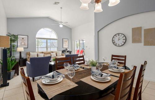 618 - Fabulous Light Bright 4 Bed Pool Home - Foto 12