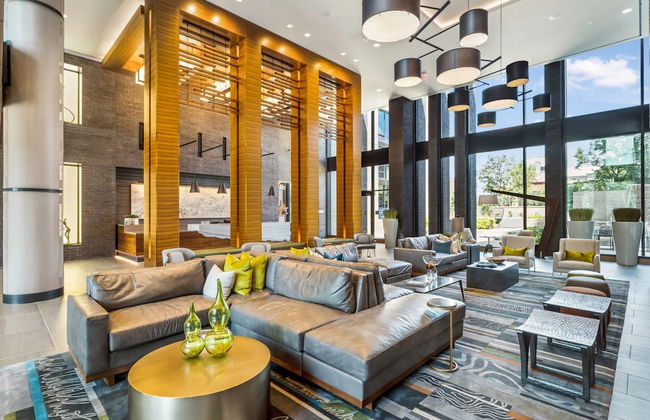 Global Luxury Suites at Reston Town Center - Photo 15