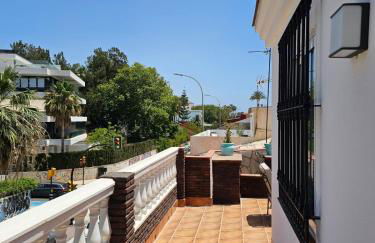 Charming Apartment with Terrace Beach and Sun - Photo 13