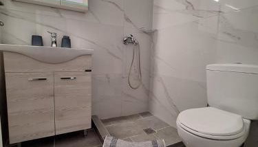 Aegean Traditional Suite Ιn Glinado - Foto 4, Shower