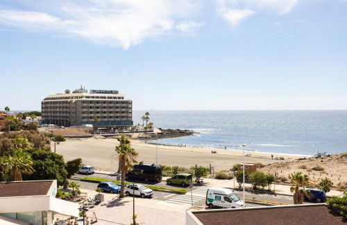 Seafront Penthouse in El Medano - Foto 1