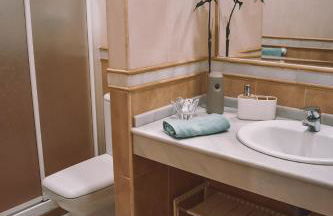 Maravilloso apartamento con jardín y barbacoa - Photo 19